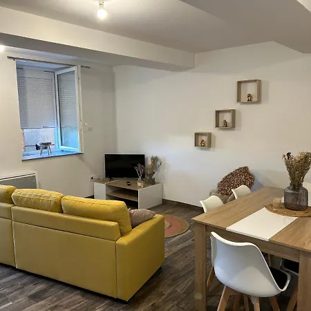 Chez Leon Et Louise *