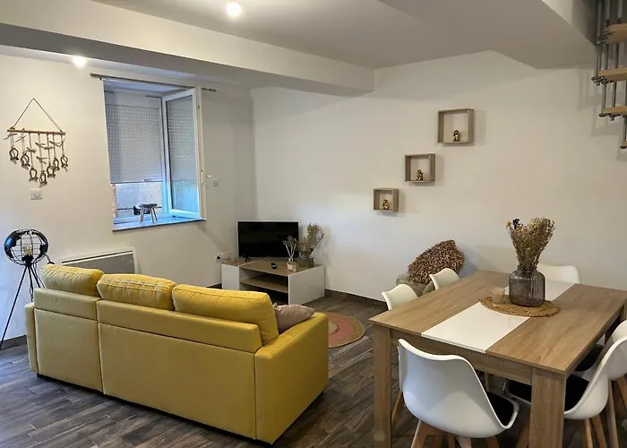 Chez Leon Et Louise *